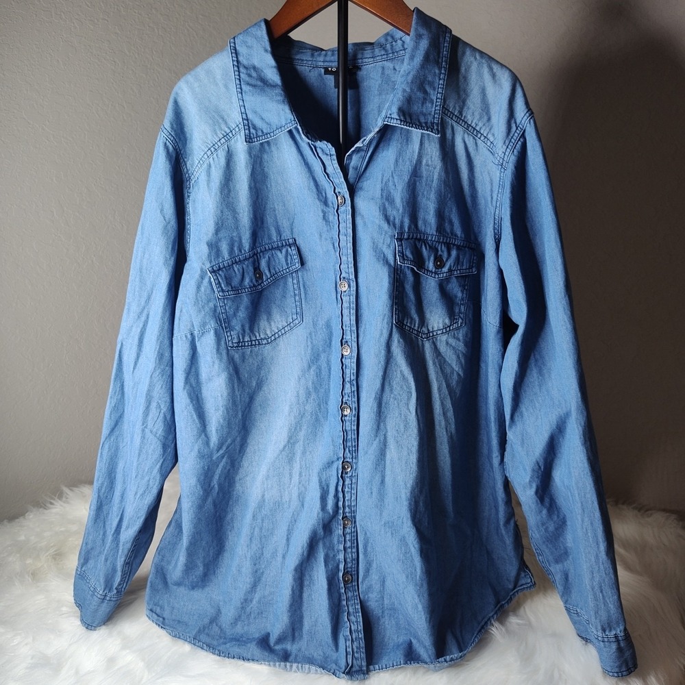 Torrid Button Down Shirt Womens 2 Blue Denim Chambray Long Sleeve Western Pocket
